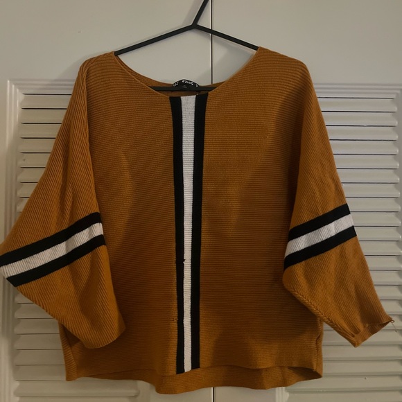 Sweater top - Picture 1 of 7